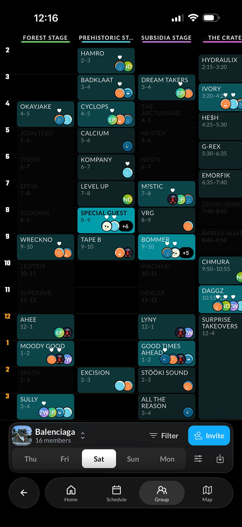 FestiPlannr group schedule: friends' picks stacked on a shared heatmap with avatars on each set