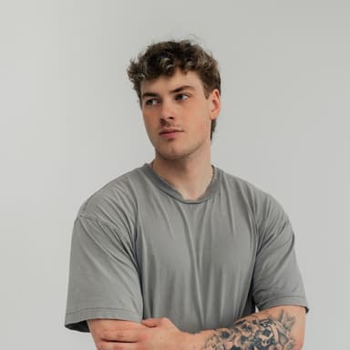 KADE FINDLEY